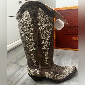 Women’s Corral Boots! 6.5